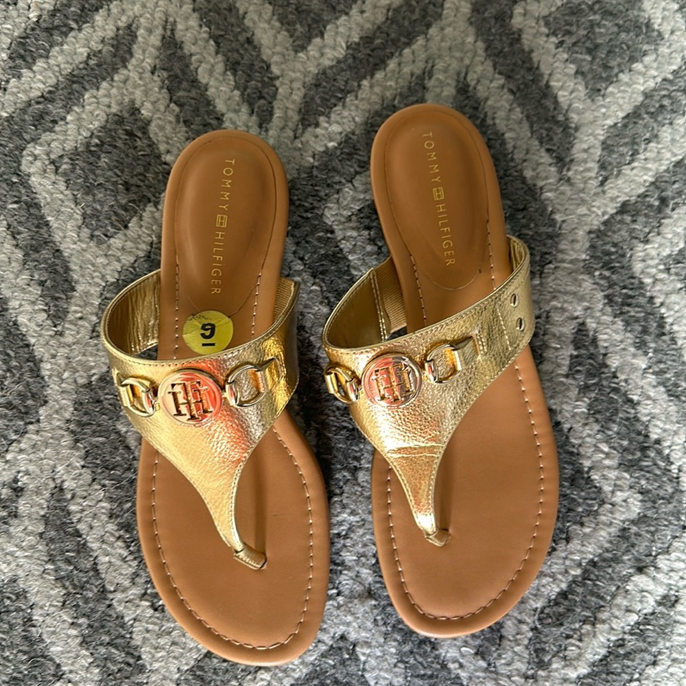 Tommy Hilfiger Women's  Low Heeled Sandals